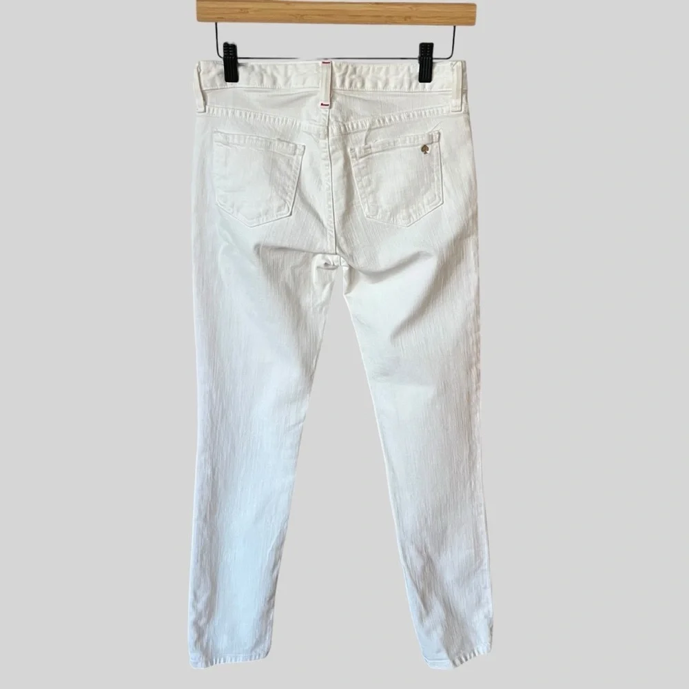 Kaye Spade play hooky White Jeans.